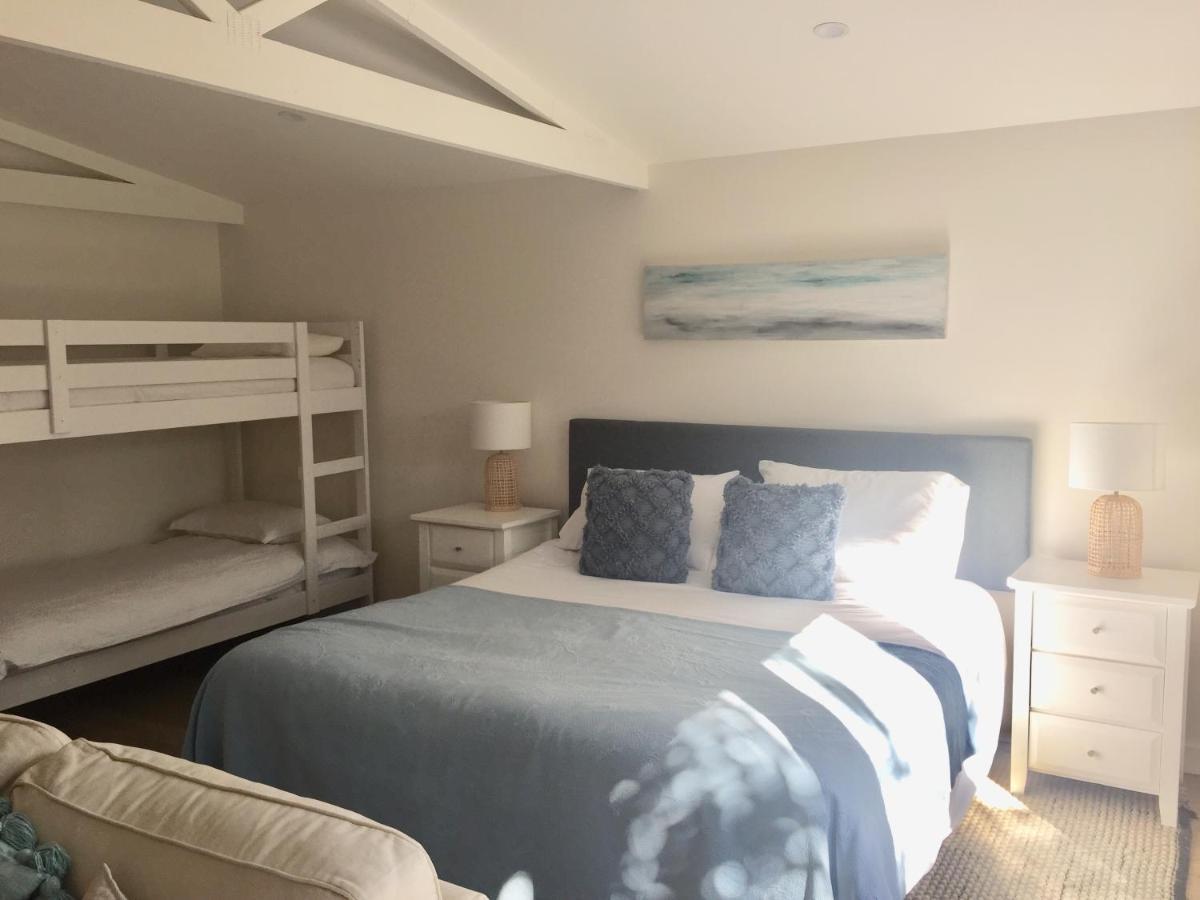 Bijoux Beach House Freshwater 외부 사진